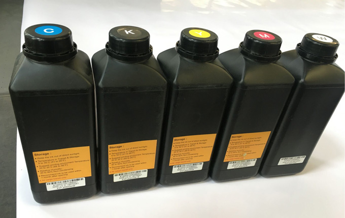 Replacing Ink Skycolor UV Roll To Roll Printer