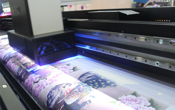 UV Roll To Roll Printer